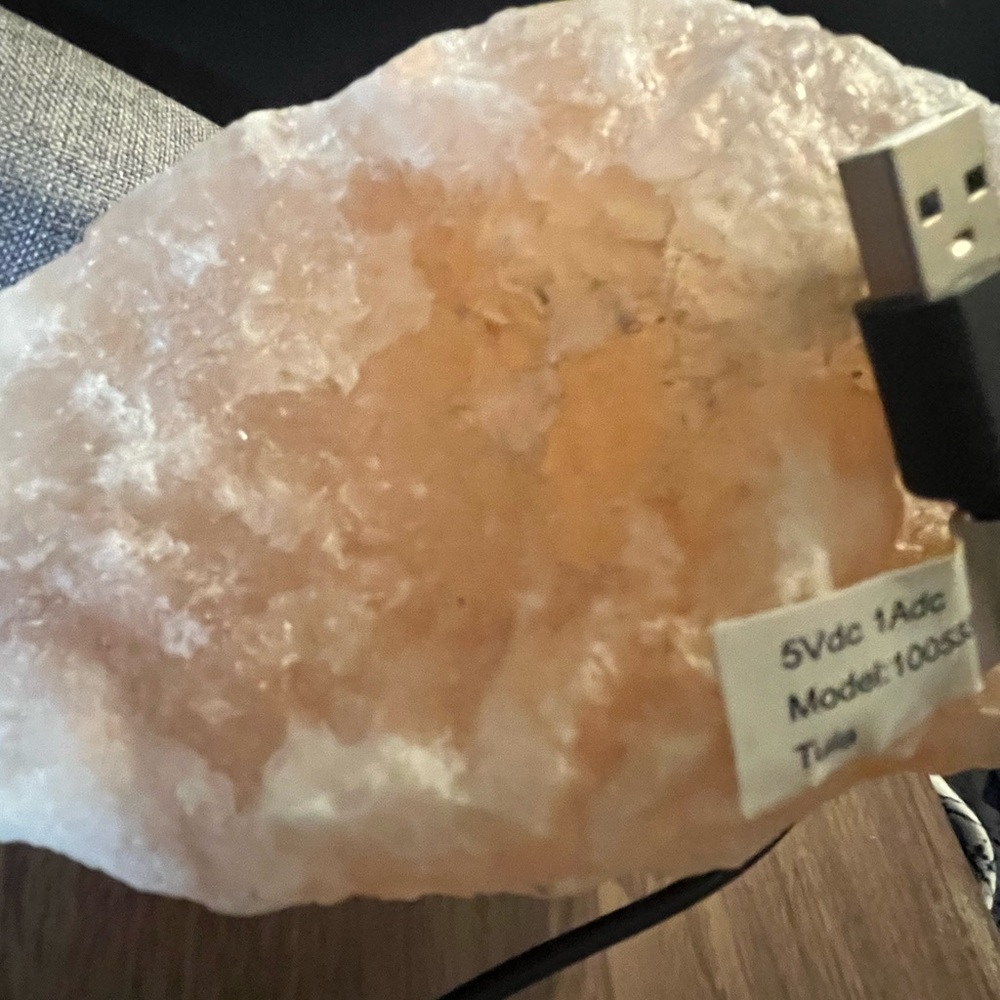 Himalayan Salt Lamp Colorways Color Changing USB Plug - Picture 12 of 13